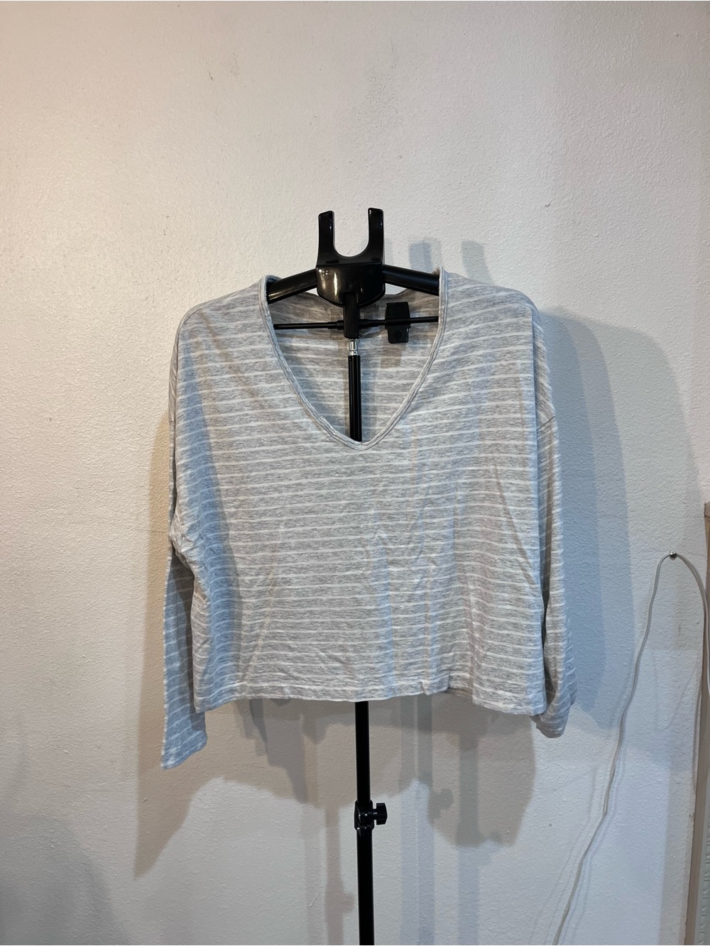 Aerie Womens Large Striped V-Neck Long Sleeve